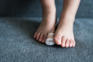 Closed Reduction Repair for Broken Toes